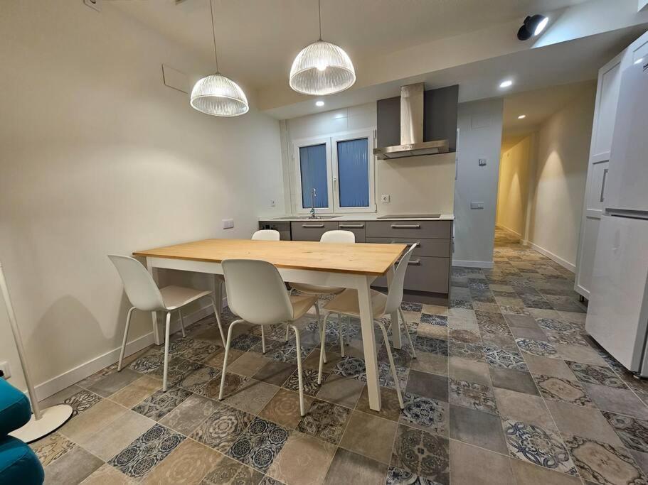 1A100 Moderno Y Acogedor Apartment Gijon Exterior photo